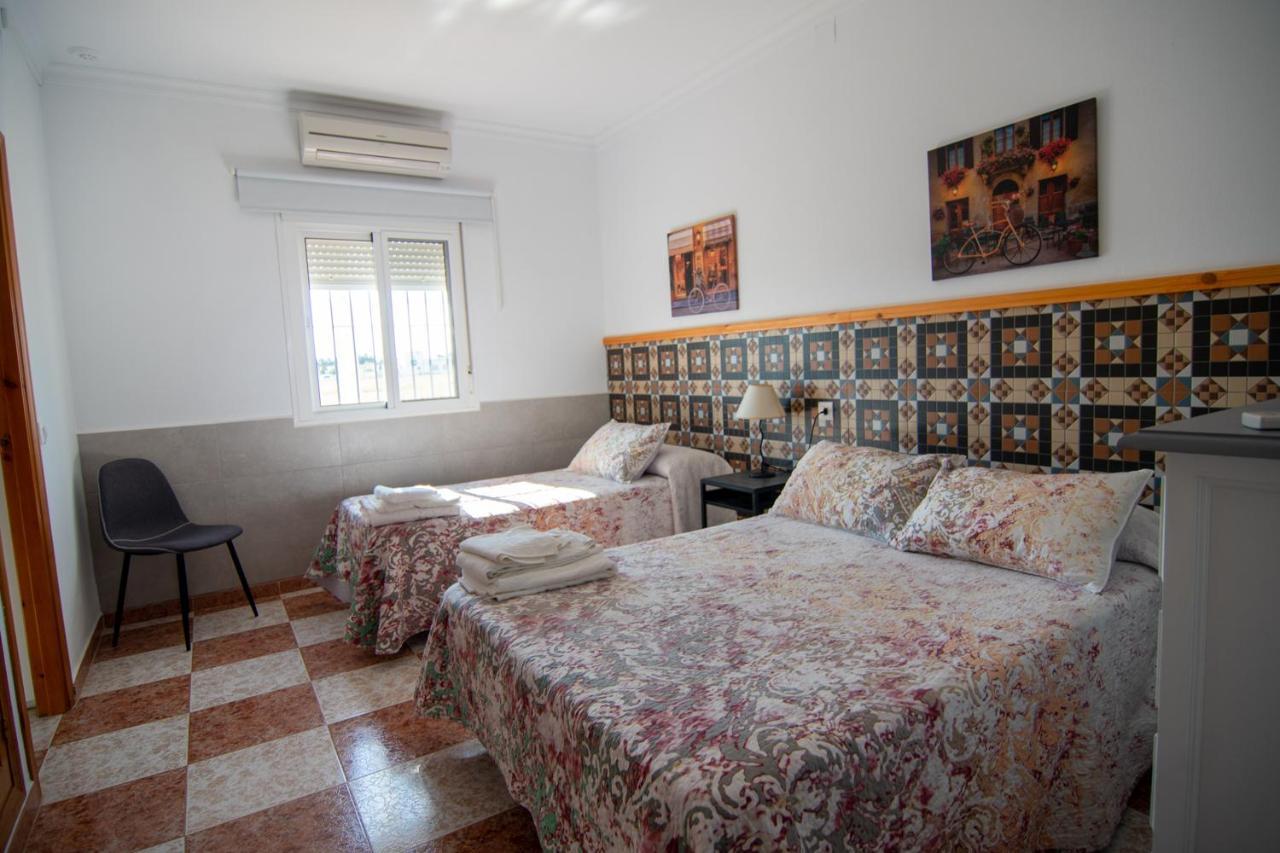 Apartamentos El Palmeral コニル・デ・ラ・フロンテラ エクステリア 写真