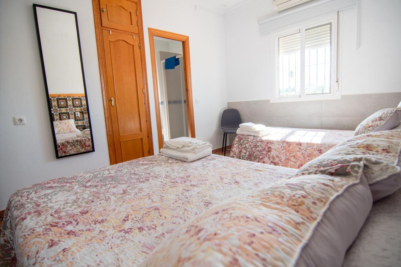 Apartamentos El Palmeral コニル・デ・ラ・フロンテラ エクステリア 写真