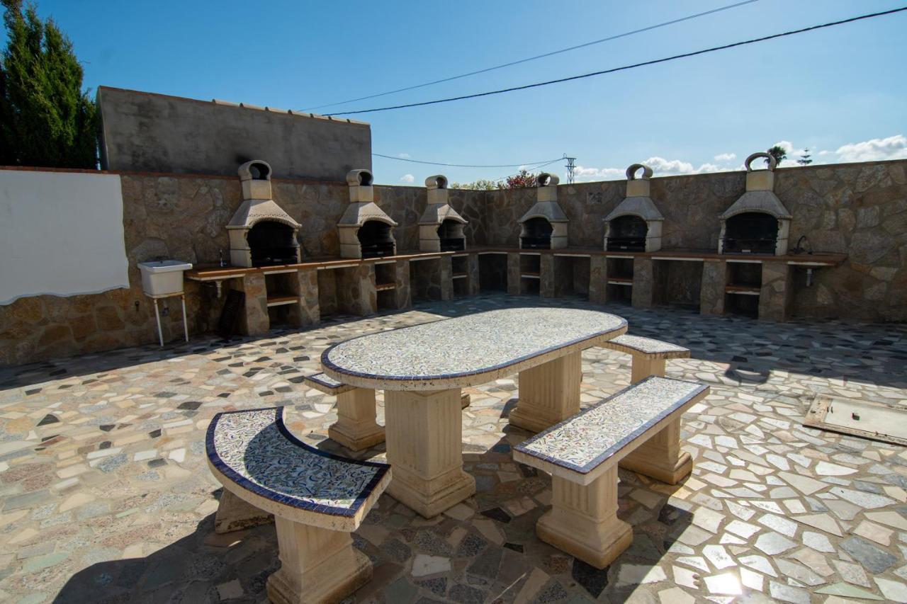 Apartamentos El Palmeral コニル・デ・ラ・フロンテラ エクステリア 写真