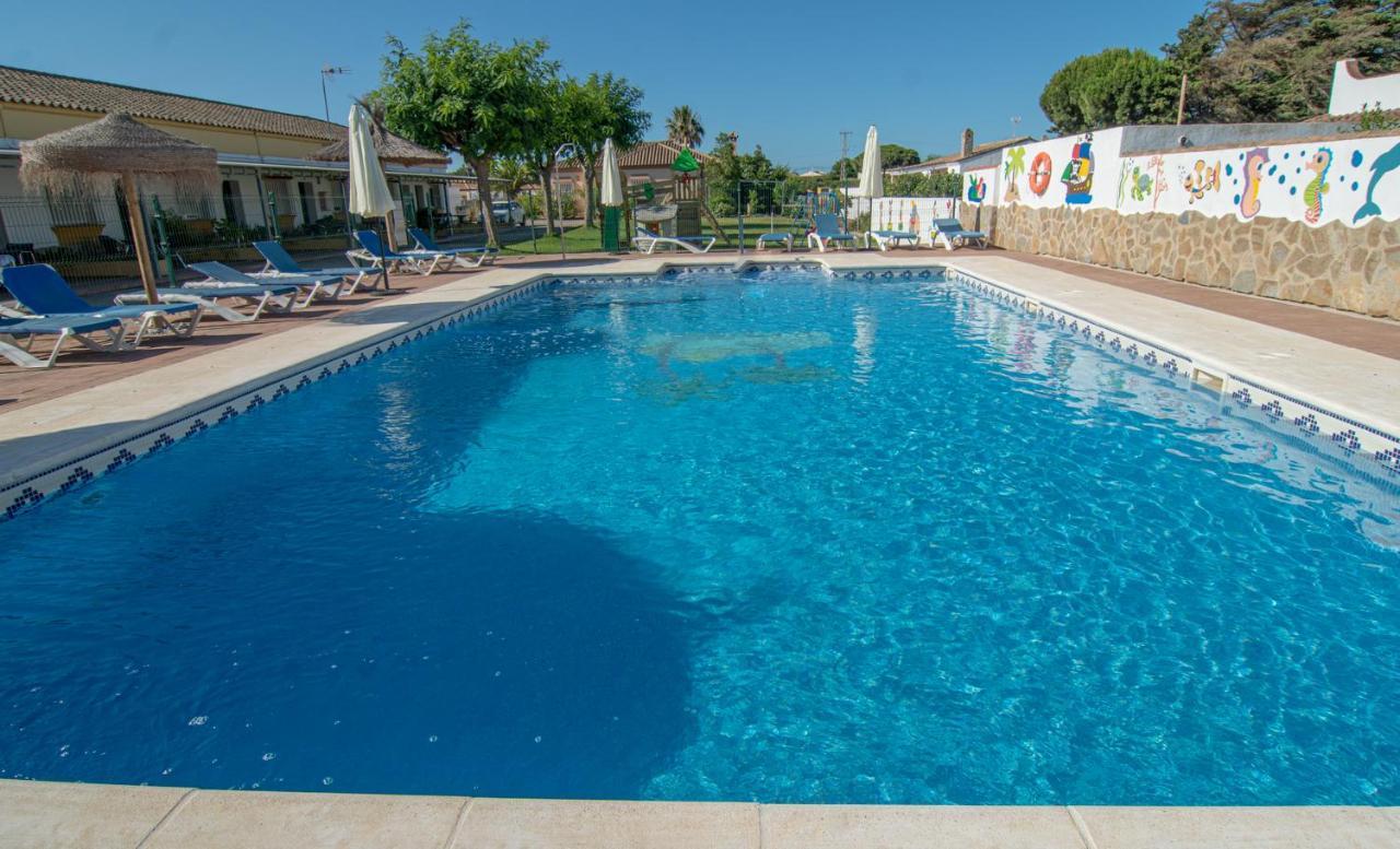 Apartamentos El Palmeral コニル・デ・ラ・フロンテラ エクステリア 写真