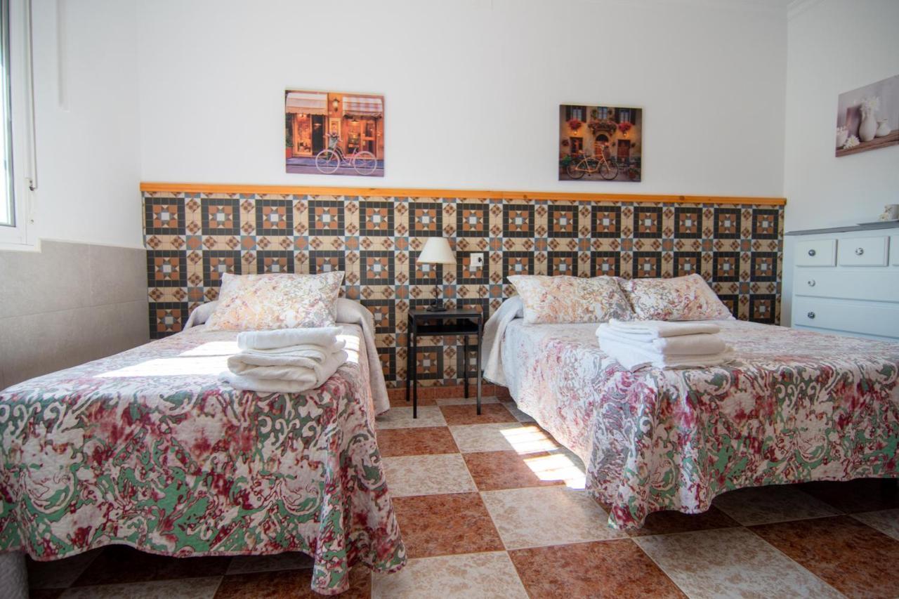 Apartamentos El Palmeral コニル・デ・ラ・フロンテラ エクステリア 写真